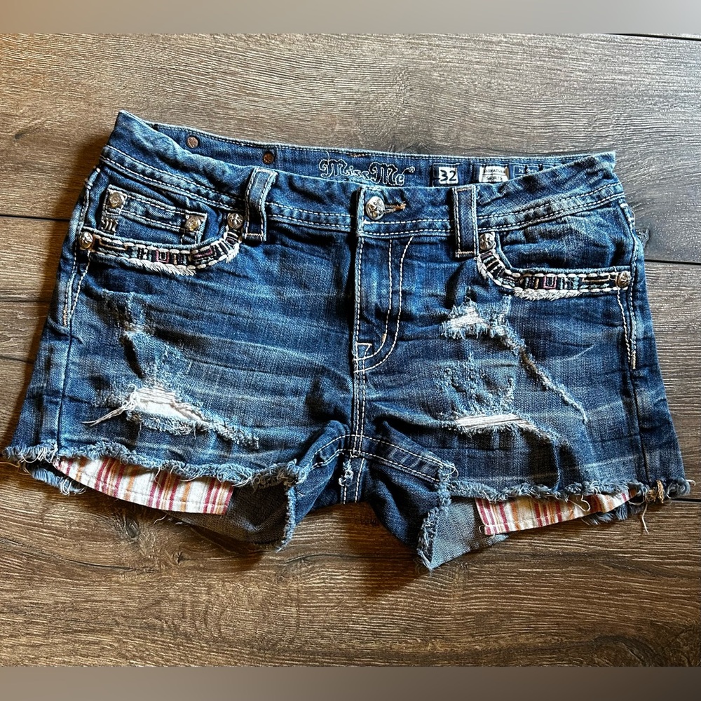 Miss Me shorts